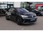 Volkswagen ID.4 Pro Limited Edition Plus 77 kWh 282PK / 210kW, LED Matrix IQ.Light, panoramadak, achteruitrijcamera, voorstoelen verwarmbaar met massagefunctie, dodehoekdetectie (Side Assist), Apple Carlay & Android Auto, draadloos telefoon laden, elektr. uitklapbare trekhaak, kyless Entry & Go, 19'' LMV 'Bergen'