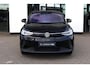 Volkswagen ID.4 Pro Limited Edition Plus 77 kWh 282PK / 210kW, LED Matrix IQ.Light, panoramadak, achteruitrijcamera, voorstoelen verwarmbaar met massagefunctie, dodehoekdetectie (Side Assist), Apple Carlay & Android Auto, draadloos telefoon laden, elektr. uitklapbare trekhaak, kyless Entry & Go, 19'' LMV 'Bergen'