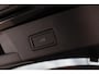 Volkswagen ID.4 Pro Limited Edition Plus 77 kWh 282PK / 210kW, LED Matrix IQ.Light, panoramadak, achteruitrijcamera, voorstoelen verwarmbaar met massagefunctie, dodehoekdetectie (Side Assist), Apple Carlay & Android Auto, draadloos telefoon laden, elektr. uitklapbare trekhaak, kyless Entry & Go, 19'' LMV 'Bergen'