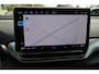 Volkswagen ID.4 Pro Limited Edition Plus 77 kWh 282PK / 210kW, LED Matrix IQ.Light, panoramadak, achteruitrijcamera, voorstoelen verwarmbaar met massagefunctie, dodehoekdetectie (Side Assist), Apple Carlay & Android Auto, draadloos telefoon laden, elektr. uitklapbare trekhaak, kyless Entry & Go, 19'' LMV 'Bergen'