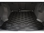 Volkswagen ID.4 Pro Limited Edition Plus 77 kWh 282PK / 210kW, LED Matrix IQ.Light, panoramadak, achteruitrijcamera, voorstoelen verwarmbaar met massagefunctie, dodehoekdetectie (Side Assist), Apple Carlay & Android Auto, draadloos telefoon laden, elektr. uitklapbare trekhaak, kyless Entry & Go, 19'' LMV 'Bergen'