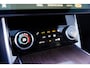 Land Rover Range Rover P 440 SE Zwart Leder / 23 Inch / Panoramadak