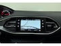 Peugeot 308 1.2 PureTech Blue Lease Premium | Apple carplay/Android auto | Navigatie | Achteruitrijcamera | Cruise control | Airco automatisch |
