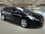 Volvo V60 1.6 T3 Momentum Trekhaak, Navigatie, PDC...
