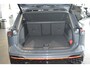Volkswagen Tiguan 1.5 eHybrid 3X R-LINE Black Style head up 20 inch 272 pk !!