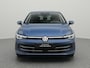 Volkswagen Golf 1.5 eHybrid Style 204 PK | LED Matrix IQ | Achteruitrijcamera | Navigatie Via Smartphone | Side Assist |