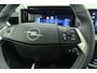 Opel Frontera 1.2 Turbo Hybrid GS Automaat | Navigatie | Dakrails | Stoel & Stuurverwarming | Camera | Draadloze telefoonlader | Lichtmetalen velgen