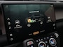 Land Rover Defender 2.0 P300e PHEV S Forest Edition | Comfort Pack | Convenience Pack | ClearSight binnenspiegel | Meridian Sound System | Panoramadak |