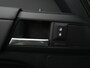 Land Rover Defender 2.0 P300e PHEV S Forest Edition | Comfort Pack | Convenience Pack | ClearSight binnenspiegel | Meridian Sound System | Panoramadak |