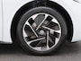 Volkswagen ID.3 Pro 58 kWh 204 Pk | Stoelverwarming | Adaptive cruise | Parkeer Sensoren | CarPlay | Navigatie | Climatronic | 18 Inch | 61.310 Km !!