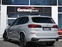 BMW X5 xDrive50e 489pk M-Sportpakket M Brooklyn Grau Pano Skylounge Comf-Zetels H&K Tr-Haak VOL!