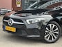 Mercedes-Benz A-klasse 250 e Business Line // DEALER ONDERHOUDEN!! // WIDESCREEN NAVI // CAMERA // CLIMA // CRUISE // STOELVERWARMING //