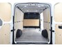Volkswagen Crafter 35 2.0 TDI L3H2 DSG 3-Zits, Camera, Luchtvering, Trekhaak, Apple Carplay