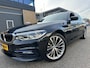 BMW 5-Serie Touring 520i High Executive SPORT AUT PANO LEER NAP VOL LUXE