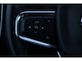 Volvo XC40 1.5 T5 Recharge R-Design|Apple carplay | stoelverwarming | trekhaak | 360 | pano |