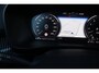 Volvo XC40 1.5 T5 Recharge R-Design|Apple carplay | stoelverwarming | trekhaak | 360 | pano |
