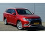Mitsubishi Outlander PHEV 2.4 INSTYLE 4WD | PLUG IN HYBRID | FULL OPTIONS | SoH 84% | SCHUIFDAK | ADAPTIEF CRUISE | TREKHAAK 1500KG | ALL SEASON BANDEN | FABRIEKSGARANTIE TOT 03-02-2028* | ALL IN RIJKLAARPRIJS