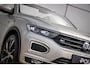 Volkswagen T-Roc Cabrio 1.5 TSI 150pk DSG R-Line | Achteruitrijcamera | Voorstoelen Verwarmd | 19"  Velgen