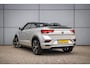 Volkswagen T-Roc Cabrio 1.5 TSI 150pk DSG R-Line | Achteruitrijcamera | Voorstoelen Verwarmd | 19"  Velgen