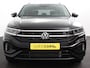 Volkswagen T-Roc 1.5 TSI DSG R-Line + Design pakket Black Automaat Panorama dak Navigatie Apple Carplay/Android Auto Climate control Adaptieve cruise control LED