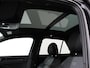 Volkswagen T-Roc 1.5 TSI DSG R-Line + Design pakket Black Automaat Panorama dak Navigatie Apple Carplay/Android Auto Climate control Adaptieve cruise control LED