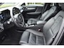 Volvo XC40 T4 211PK Recharge Inscription | ACC | Trekhaak | Leder | Camera | Stoelverwarming | 19"LMV