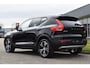 Volvo XC40 T4 211PK Recharge Inscription | ACC | Trekhaak | Leder | Camera | Stoelverwarming | 19"LMV