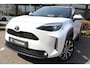 Toyota Yaris Cross 1.5 Hybrid 115 Dynamic | Rijklaar | Parelmoer | Apple/Android | Navi | Stoel-/Stuurverw. | Keyless | LED | Camera | Adap.cruise