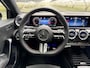 Mercedes-Benz A-klasse 180 Business Solution AMG | Night | Panoramadak | Sfeerverlichting | Stoelverwarming | Parkeercamera |