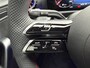 Mercedes-Benz A-klasse 180 Business Solution AMG | Night | Panoramadak | Sfeerverlichting | Stoelverwarming | Parkeercamera |