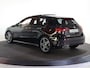 Mercedes-Benz A-klasse 180 Business Solution AMG | Panoramaschuifdak | Stoelverwarming | Achteruitrijcamera |  MULTIBEAM LED |
