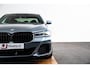 BMW 5-Serie M550i xDrive Business Edition Plus B&W - Stoelventilatie/massage - BMW Laserlight - Comfort Access - soft close - Driving Assistant Professional - Remote Control Parking - Head up - Active Protection