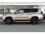 Toyota Land Cruiser 2.8 D-4D-F Executive Window Van