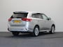 Mitsubishi Outlander 2.4 PHEV Instyle | Leder | Panorama dak | Stoelverwarming |