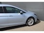 Opel Astra Sports Tourer 1.4 Innovation | Navigatie | Camera | Parkeersensoren voor + achter | 83.500km | Lichtmetaal |