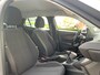 Peugeot 2008 1.2 PureTech Active AppleCarplay/ Android Auto | Cruise Control | Clima | DAB | Navi | Trekhaak |
