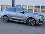 BMW X1 xDrive 23i 204pk 4Cilinder M-Sport - PANO - H&K - Memory - Dealer O.H. - Frozen Grey