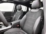 Mercedes-Benz EQA 250+ Business Solution AMG 71 kWh | Premium pakket | Trekhaak | Smartphone integratie | Panoramaschuifdak | Sportstoelen | Sfeerverlichting | 360° camera | Stuurwielpaddles gegalvaniseerd | Sierdelen in Star Pattern |