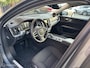 Volvo V60 2.0 B3 Momentum Automaat | 1e eig. | BTW | CarPlay