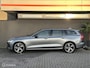 Volvo V60 2.0 B3 Momentum Automaat | 1e eig. | BTW | CarPlay