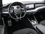 Skoda Octavia Combi 1.0 e-TSI 110pk DSG Business Edition · Apple/Android Car Play · Navigatie · Inklap. Trekhaak · P-Sensoren · 16'' Inch · Garantie t/m 02-01-2028 of 100.000km