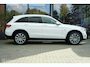 Mercedes-Benz GLC 300e 4MATIC Business Solution | Massage | Stoelverw. | Trekhaak | Camera | Elec stoelen | CarPlay | LED | Facelift | Matrixled