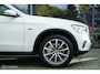 Mercedes-Benz GLC 300e 4MATIC Business Solution | Massage | Stoelverw. | Trekhaak | Camera | Elec stoelen | CarPlay | LED | Facelift | Matrixled