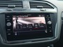 Volkswagen Tiguan 1.4 TSI 245 pk DSG eHybrid R-Line | Panorama Dak | 20'' Suzuka | ACC | Keyless | App Connect | Camera | Navigatie | Elektrische Klep |