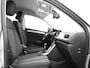 Volkswagen T-Roc 1.0 TSI 110pk Life · Camera · Apple/Android Car Play · P-Sensoren · Airco · Navigatie · 16'' Inch ·