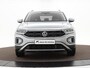 Volkswagen T-Roc 1.0 TSI 110pk Life · Camera · Apple/Android Car Play · P-Sensoren · Airco · Navigatie · 16'' Inch ·