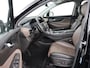 Hyundai Santa Fe 1.6 T-GDI PHEV Premium 7 Persoons | SOH 97,2% | Stoelventilatie | Trekhaak | Head-Up | Leder | Achterbankverwarming | 360 Camera | Carplay | Keyless | Adaptive cruise | Navigatie | Plug In