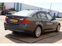 BMW 3-Serie 320i Business Line |AUT|Export prijs |