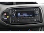 Toyota Yaris 1.0 VVT-i Aspiration | Bluetooth telefoonvoorbereiding | radio-CD-USB | LM velg |
