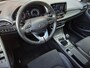 Hyundai i30 1.0 T-GDi MHEV Comfort Smart / Dealer onderhouden / Fabrieksgarantie tot 09-2028 / Navigatie d.m.v. Apple carplay/Android auto / Stuur- & Stoelverwarming / Achteruitrijcamera / Cruise control / Keyless Entry/Start / Climate control /